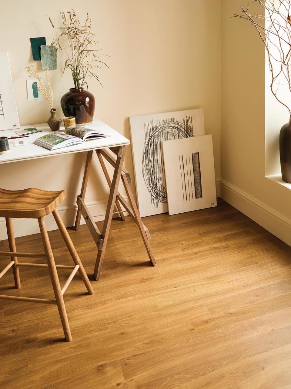 Traditional Oak: Beautifully designed LVT flooring from the Amtico
